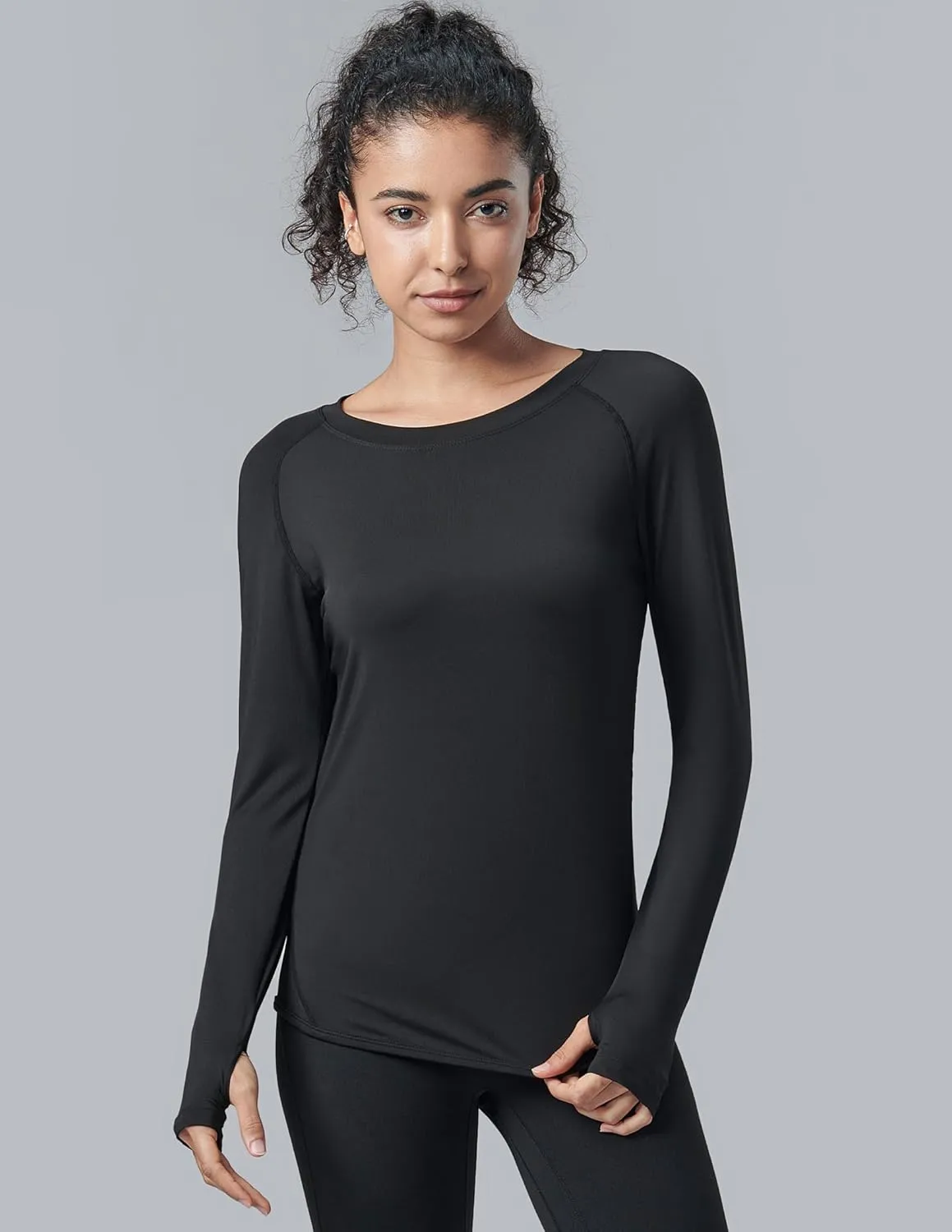 4-Pack: Womens Long Sleeve Athletic Tops with Thumb Holes  Dry Fit Active Crewneck Workout Tees