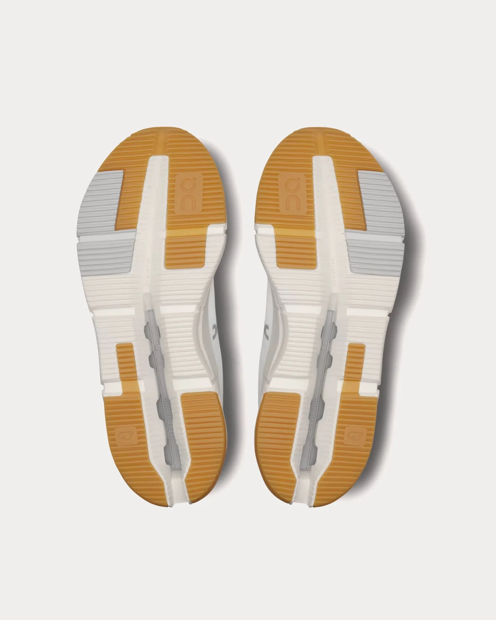 Cloudnova Form 2 White / Ivory Running Shoes