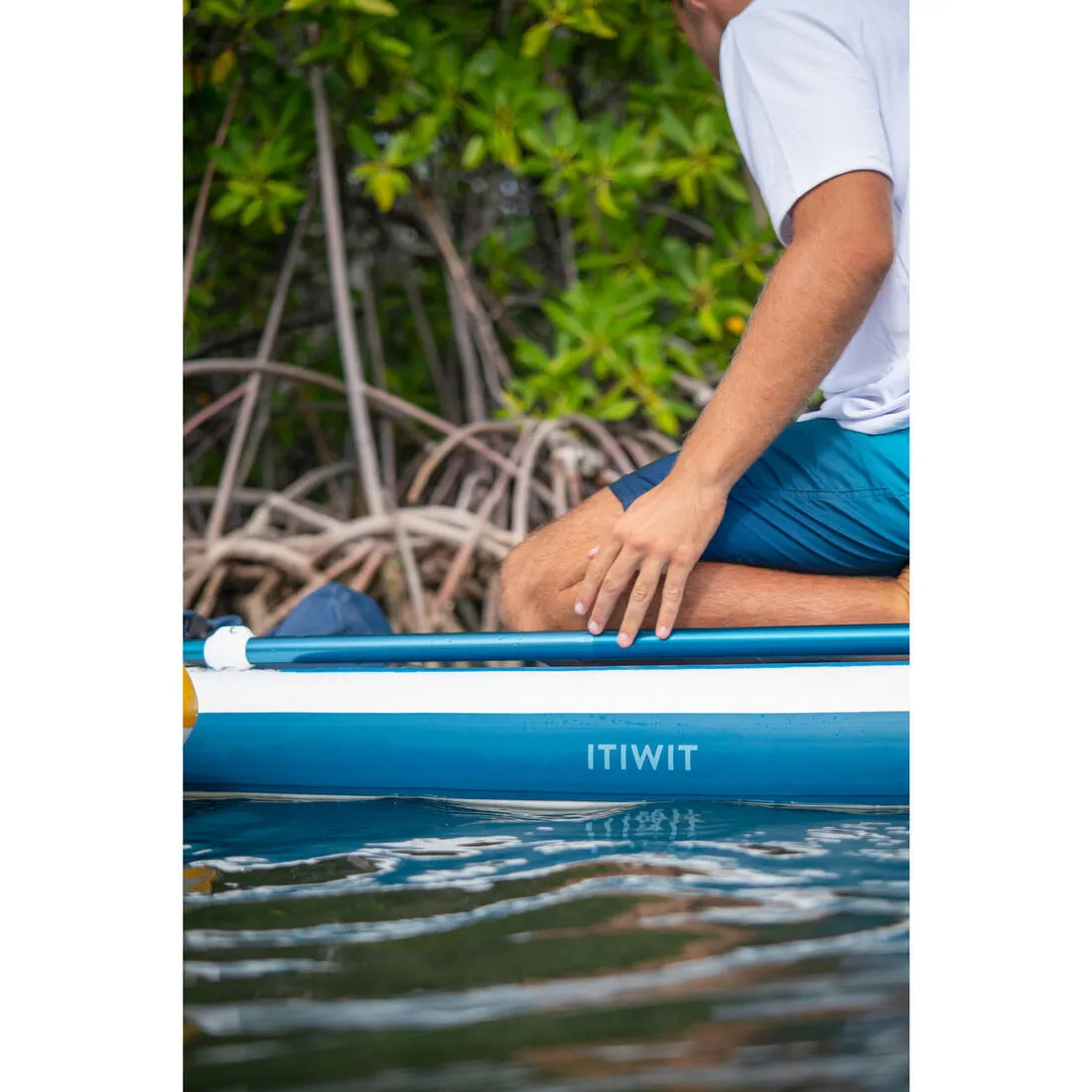Inflatable Stand-up Paddle Board (Over 80kg) Compact 10ft - White/Blue - 100