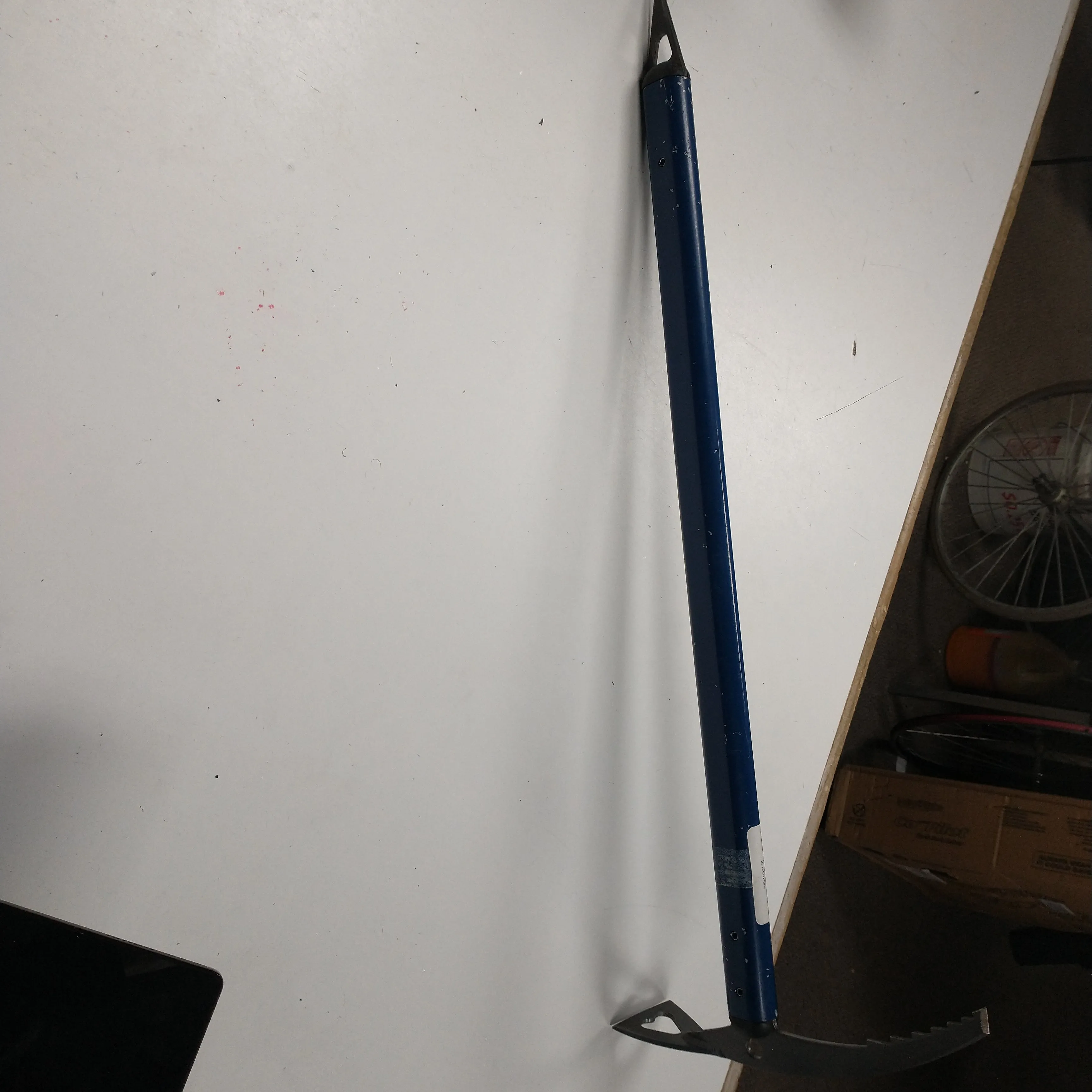 Used SMC Shuksan Axe