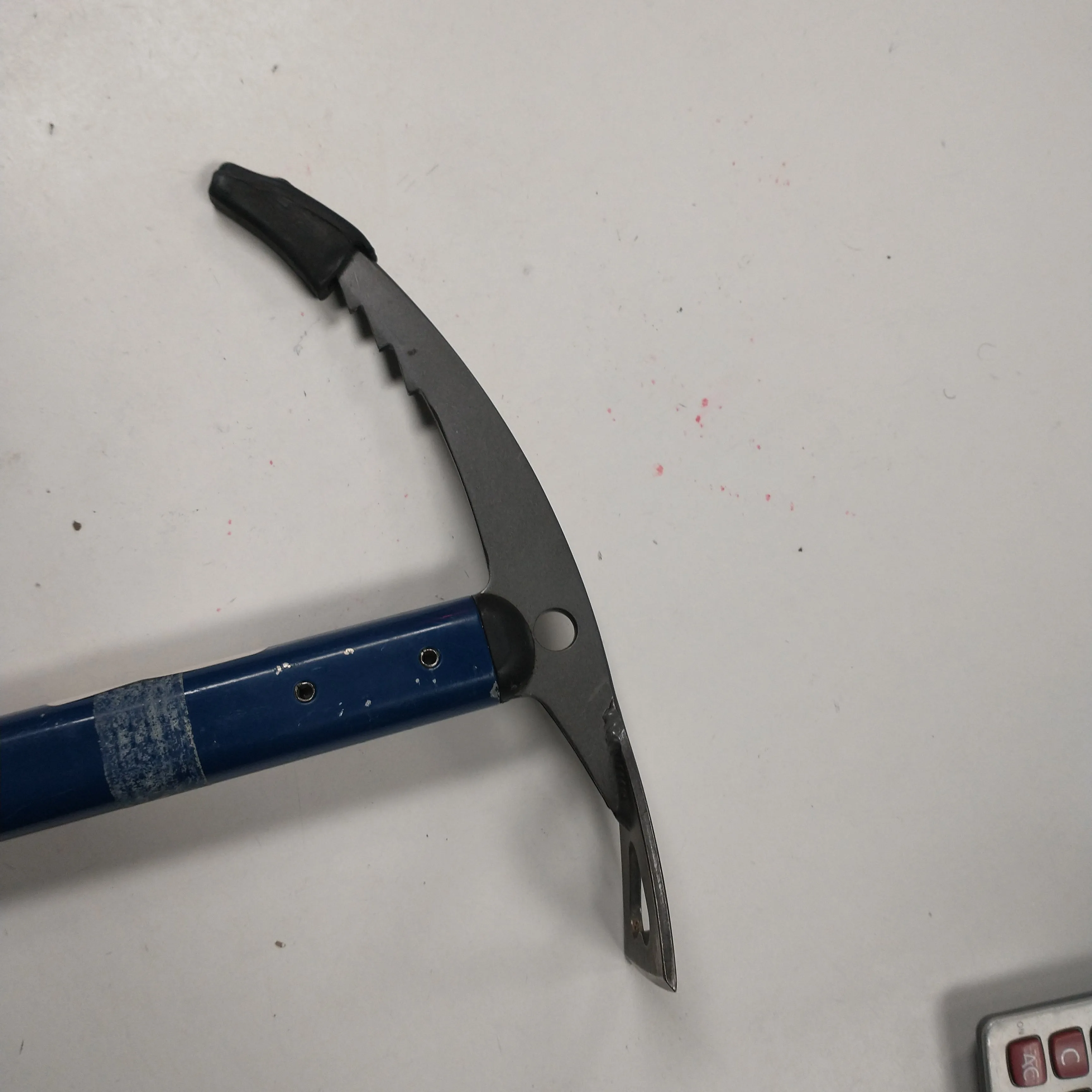 Used SMC Shuksan Axe